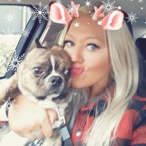 Meet your Posher, Christie